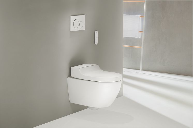 2023_Geberit AquaClean Tuma Comfort with remote control_Sigma20_Original (1).tif