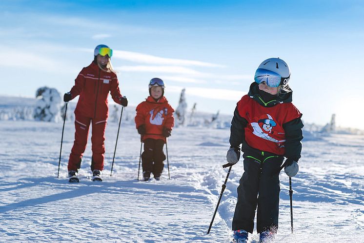 Skidlärare och barn
