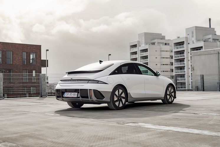 hyundai_ioniq6-9589