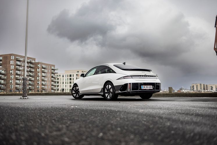 hyundai_ioniq6-9738