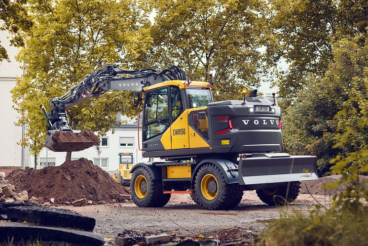 Nya Volvo EWR150 och EWR170 presenterades våren 2025.