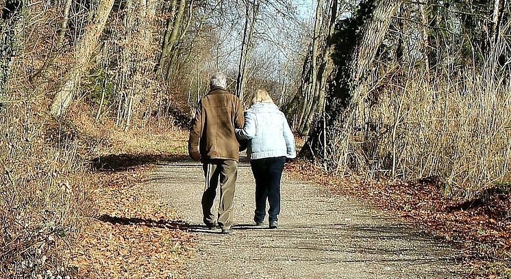 Older_people.jpg