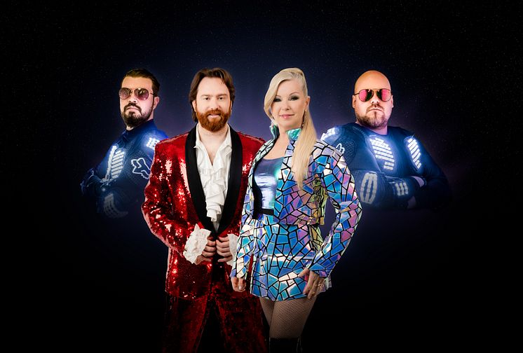 NEW Pandora, Sam Pope and Pasi & Anssi.jpg