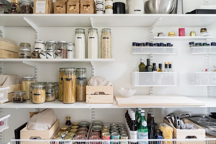 Elfa_Pantry_Interior_Click-in_system_Classic_2022_06_8642.jpg