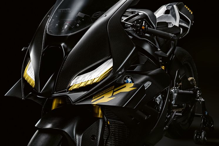 P90599018_highRes_bmw-motorrad-concept.jpg