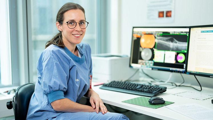 A7400051_retinaspecialist_Anna Cullhed Farrell_ liten web_MND.jpg