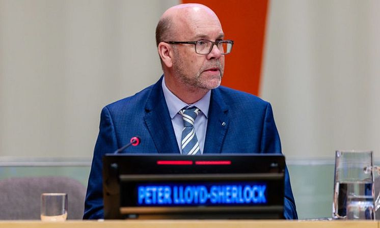 Peter Lloyd-Sherlock UN 1000.jpg