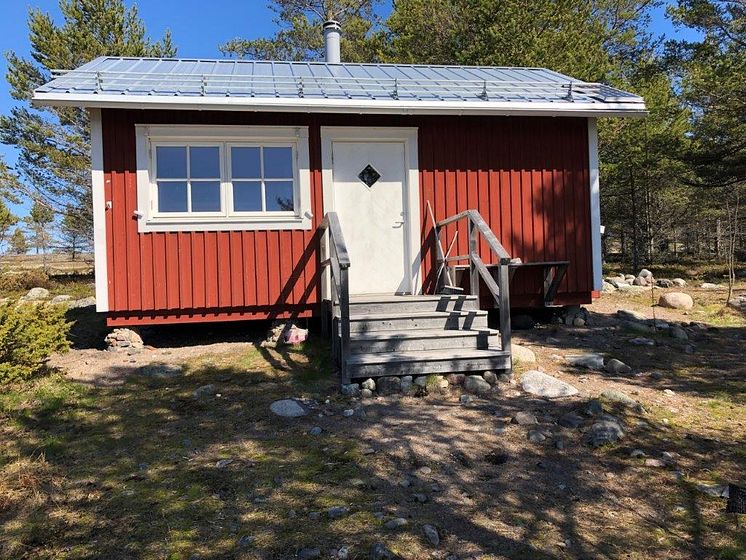 Stor-räbben stuga maj 2021 LB.jpg