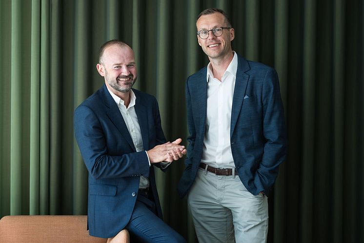 Nicolay Moulin, Sikri & Jonas Åkerman, Metria