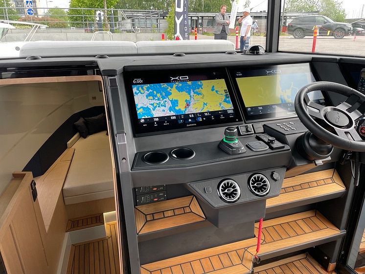 Garmin_XO-Boats_2.jpeg.jpeg
