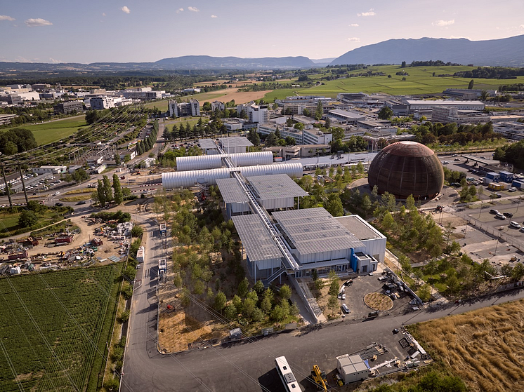 CERN Globe mit  Science Gateway Genf Meyrin.png