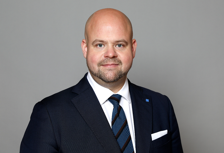 Peter Kullgren.png