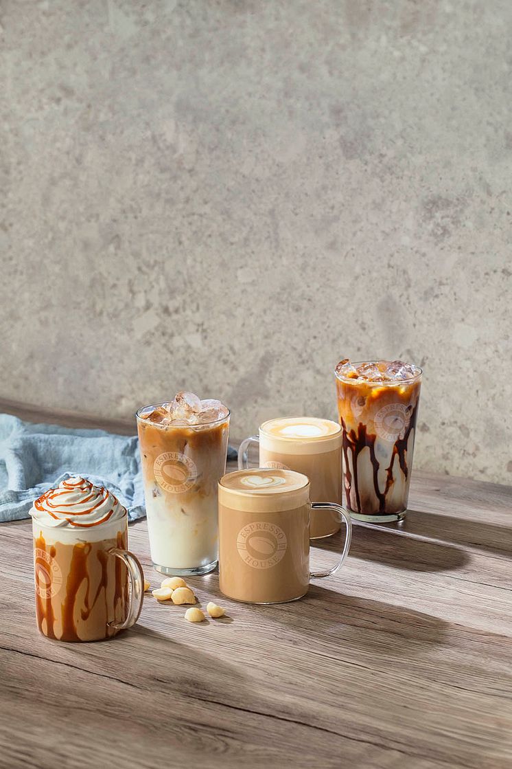 LOWRES_MACADAMIA_LATTE_FAMILY_DE.jpg