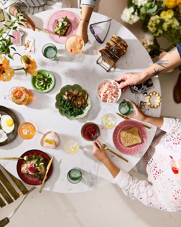 Smørrebrød-key-visual_1080x1350-mennesker.jpg