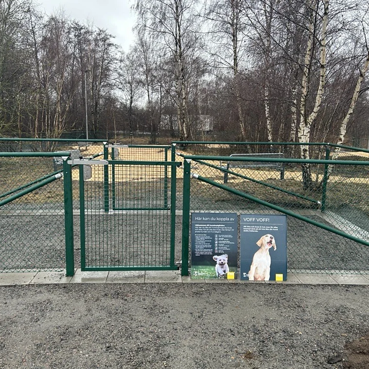 Hundrastgård FB.png
