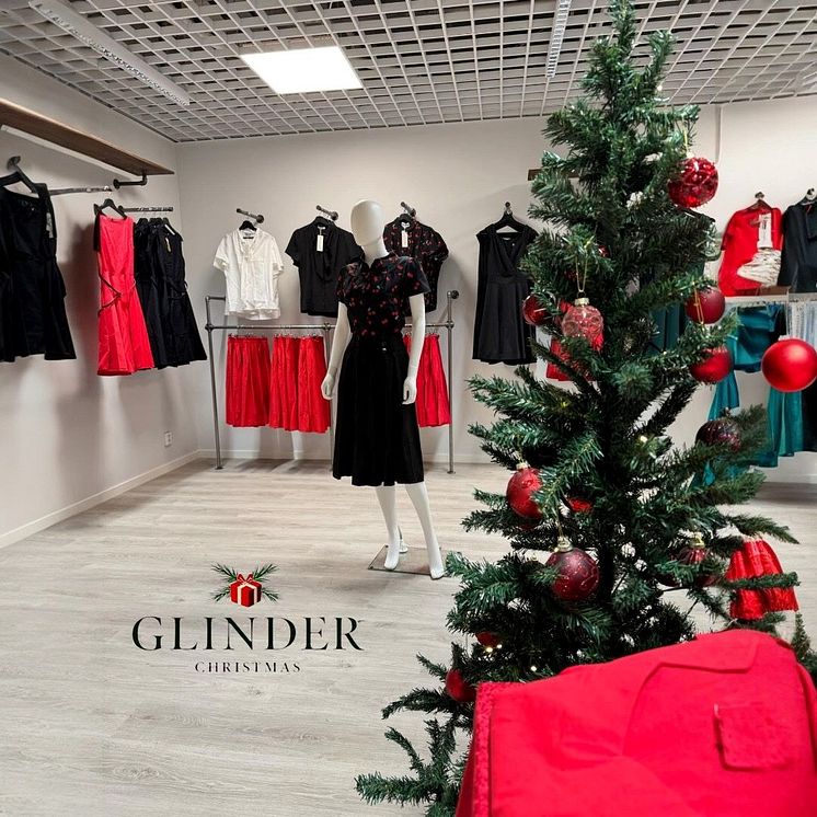 Glinder i Galleria Kvarnen Mjölby.jpg