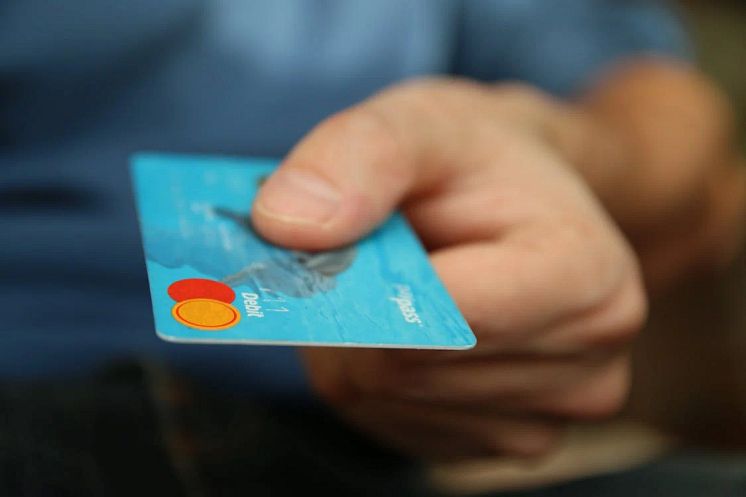 money-card-business-credit-card-50987.webp