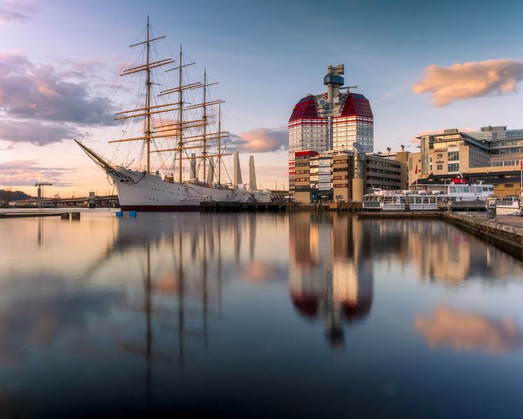 iStock-1480849102.jpg