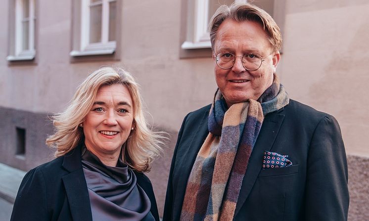 vd Sanna Arnfjorden Wadström. och chefsjurist Magnus Lindsröm, Sinf. Foto Sinf.jpg