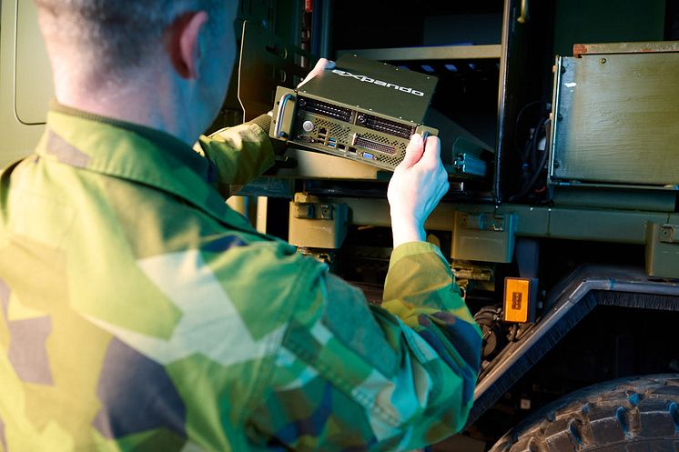 Expando-Product-Rugged-servers