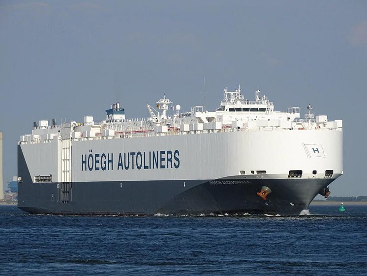 Höegh Autoliners Vessel.jpg