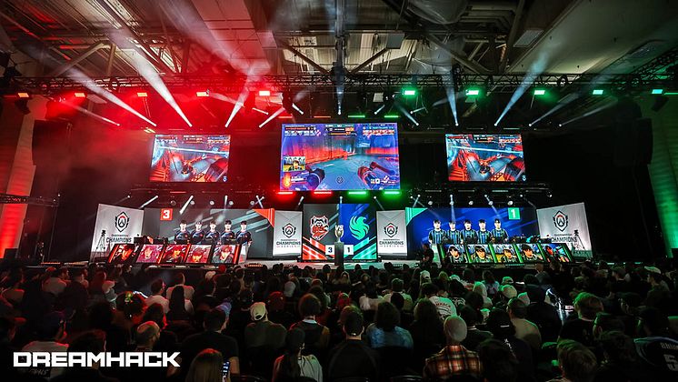 DreamHack-e-sport-i-världsklass-på-stockholmsmässan-foto-joe-brady-DH-dallas1280x720px.jpg