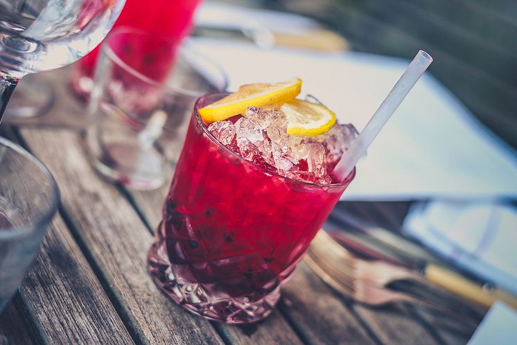 alcohol-1853327_1280.jpg