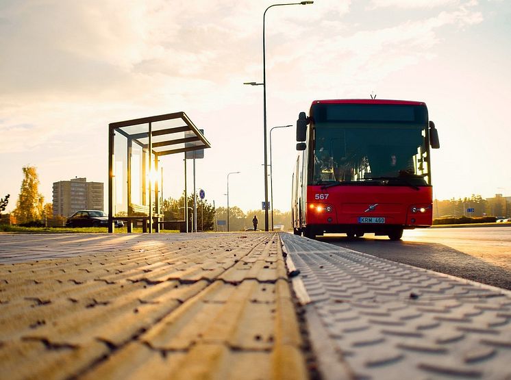 bus-6714717_1920_pxavay_TH_News.jpg