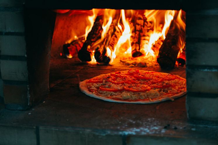 pizzaovn.jpg