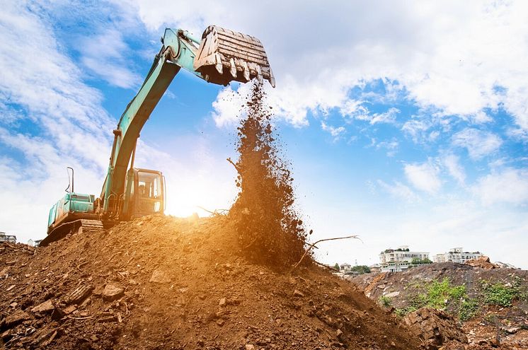 liebherr bagger in der bewegung.jpg