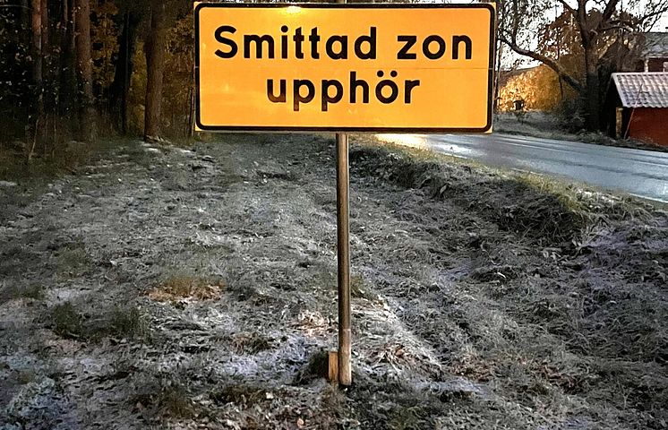 Skylt smittad zon