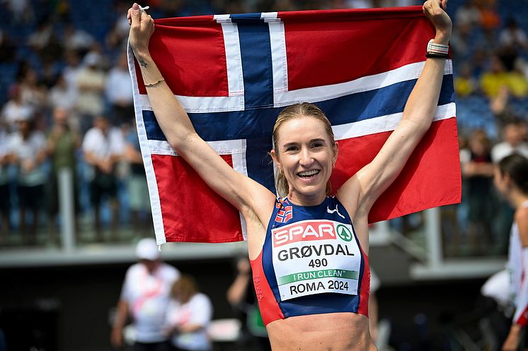 Karoline Bjerkeli GRØVDAL_0202.jpg