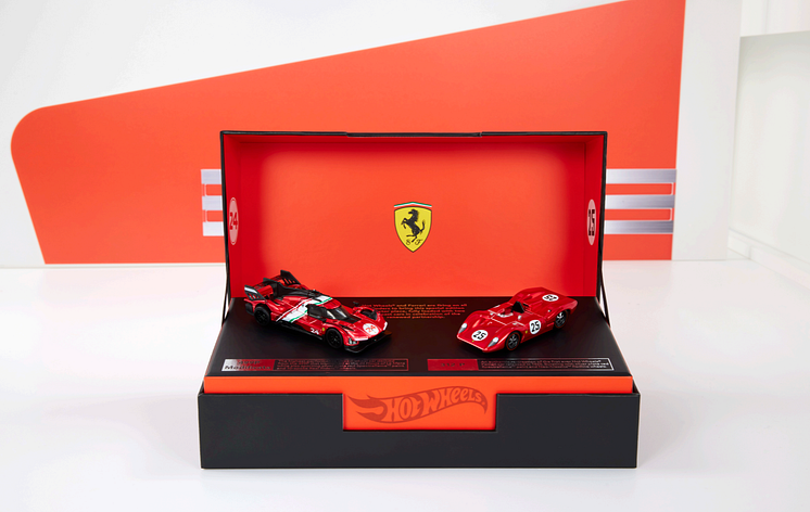 Hot Wheels x Ferrari Heritage Set (2).png