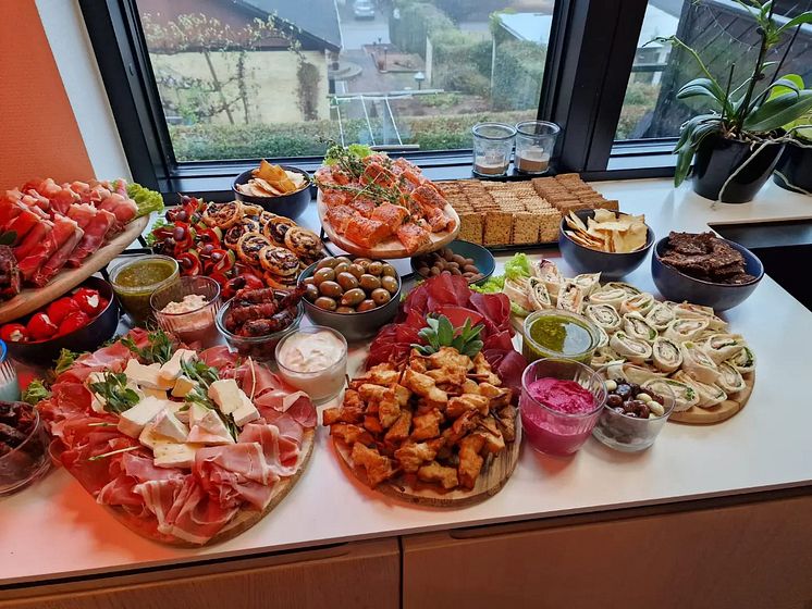 tapas-ud-af-huset (1).jpg