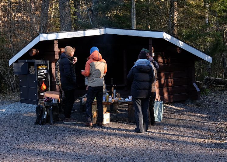 Socialt häng vid Brasa (kopia).JPG