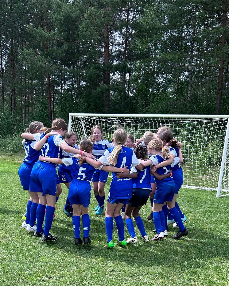 IFK Mora FK Flickor Foto Ulricha Martinsson.jpg