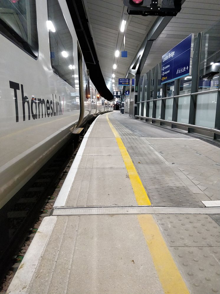 Class 700 on test at London Bridge3