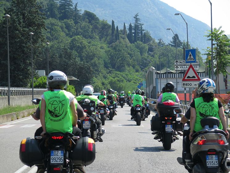 Italy more-than-a-hundred-bikes - kopia.jpg
