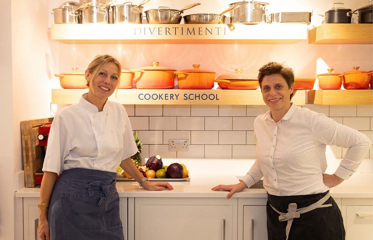 Divertimenti _Jo Pratt (left) & Jules Kane (right).jpg