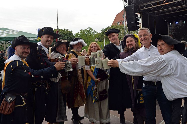 Stadtfest Delitzsch Fassbieranstich