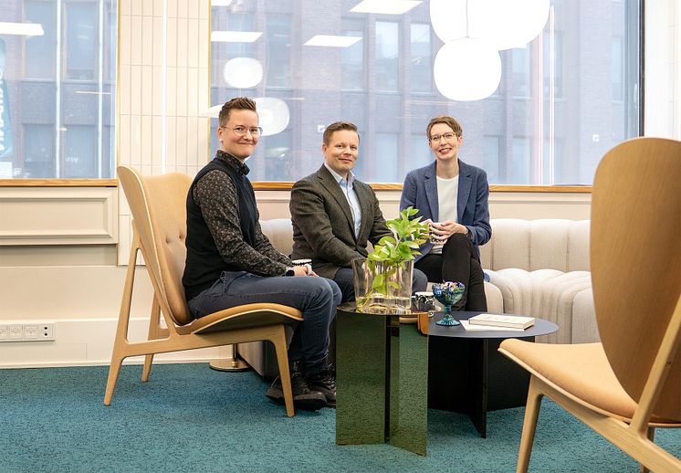 Tiedotekuva_Kiira-Jukka-Ulla_WEBSIZE-w1800_2025_v01.jpg