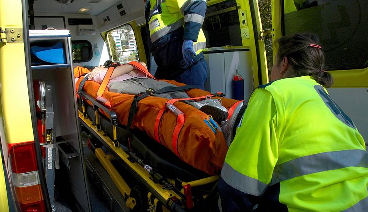 Prehospital vård ambulans foto Adobe Stock.jpg