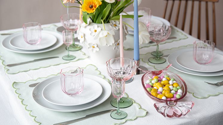 Mars-25-Lagerhaus-dukning-Gulla-Blomma-Plocka_4 kopiera.jpg