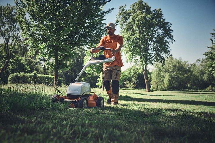 125846_RMA7V-CAMPAIGN-LANDSCAPING-EU_HQ_P_2024-08_0003_EU - usable RoW.jpg
