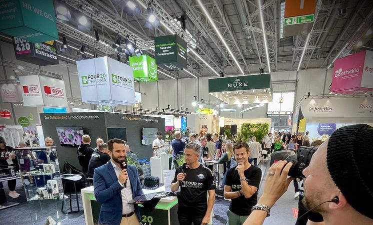 expopharm_Schatton_Greif_Messe-TV_flach