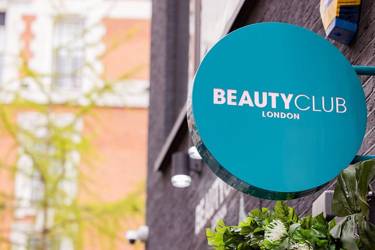 Beauty-Club-London-Salon-Exterior.jpg