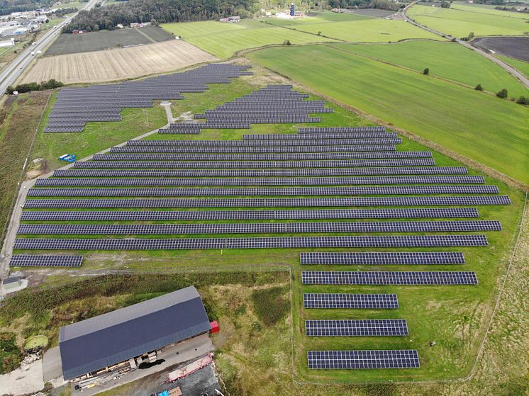 Solgrid_Varberg_Norra_Solkraftverk_Solpark-6.jpeg