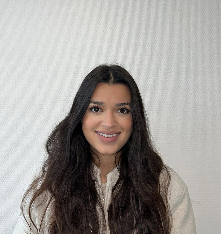 Maroua Elazizi, Radonova.jpg