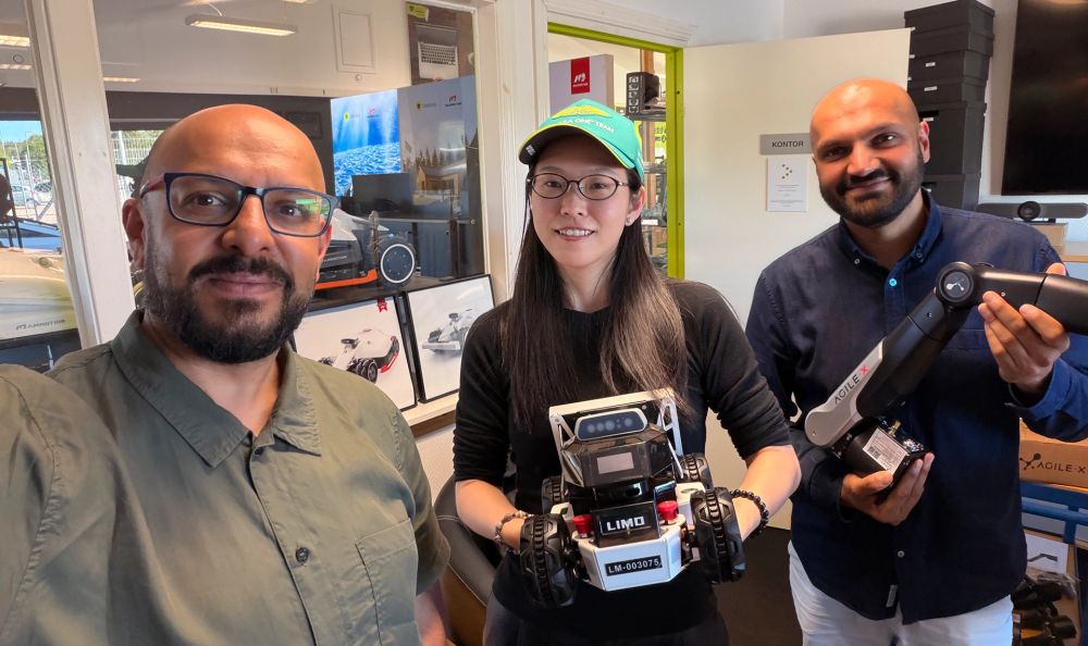 DataNova i nytt samarbete med AgileX. Från vänster: Hamid Raziullah, Luca Lu och Wahid Raziullah.