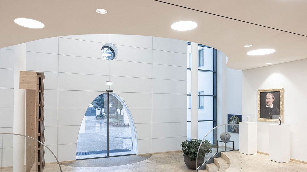 LTS Licht & Leuchten GmbH. Lighting renovation at Meckatzer Löwenbräu, Heimenkirch.
